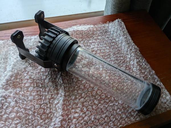 Thermaltake water cooling reservoir, PR22-D5 computer 1