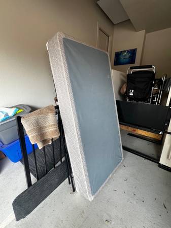 Free Twin box base 1