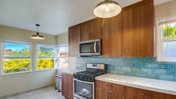 $2,400 / 3br - 1372ft2 - BEAUTIFUL HOUSE FOR RENT 🏡 (3624 Wilshire Ter, San Diego, CA 92104)63878361339905124