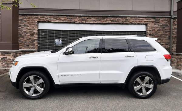 Jeep Grand Cherokee Limited 4x4 con bajo kilometraje - $13,99963442306014081122