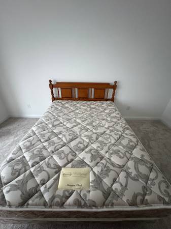 Queen Wooden Headboard with Matching Dresser/ Mirror 1