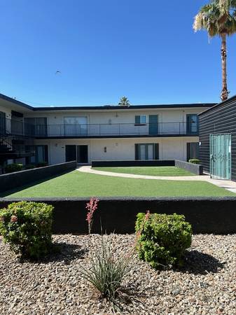 $1,299 / 2br - 🕷️ No Tricks, Just Treats! 👻 (Glendale AZ)64024998457730123