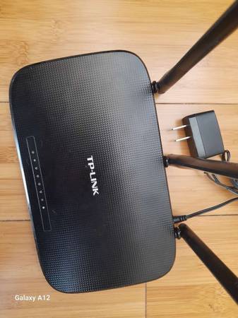Router inalámbrico N de 450 Mbps de TP-Link (TL-WR940N) - $20 (petaluma)63439914852995124