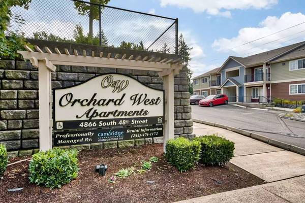 $1,704 / 3br - 1050ft2 - All you need and more: 3 BR, 2 BA in a vibrant community. (Tacoma)63659516861825121