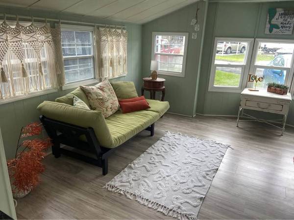 $16,900 / 1br - Move in NOW! (Spring Hill)64178775339395122