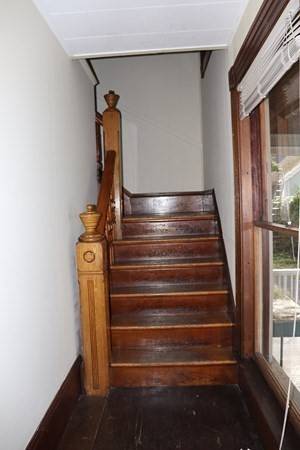 $980,000 / 5br - 3139ft2 - 234 Elm Street-3 family (Northampton, MA)64017045262337123