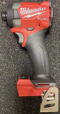 NEW Milwaukee M18 2953-20 FUEL Driver + XC 5AH Battery + Charger 1