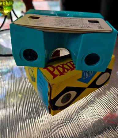 1962 Pixie Viewer w/Slides and Original Box 1