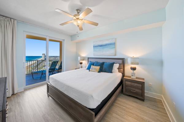 $2200.00 / 1br - 1000ft2 - SNOWBIRD on THE BEACH! Calypso Tower 3 - Walking distance to Pier Park63924681909763124