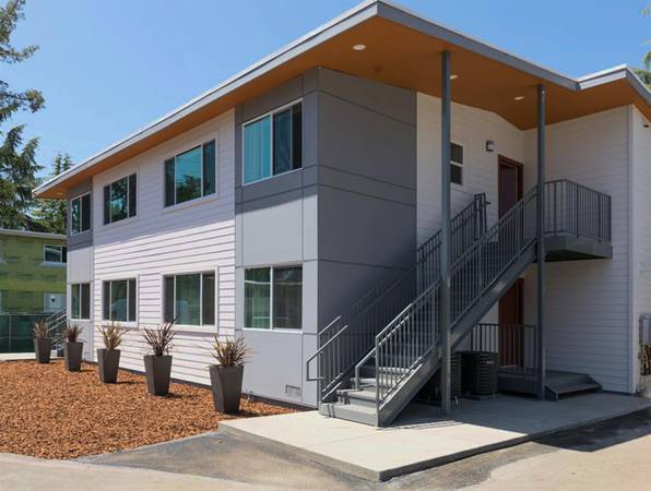$2,295 / 2br - ¡RECORRA EL LUJO! Cocina gourmet con electrodomésticos de acero inoxidable (santa rosa)63824144344195124