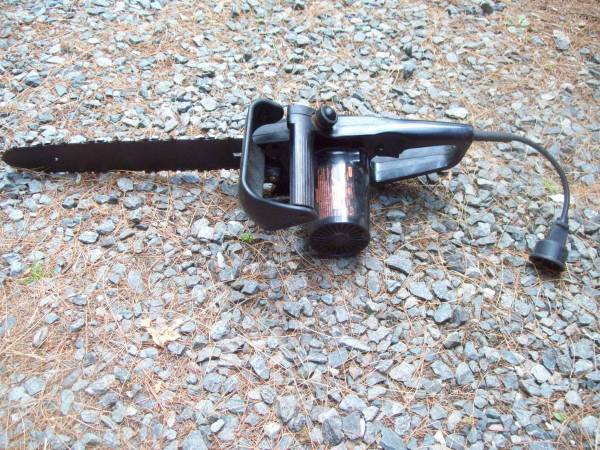 Remington Limb n Trim Chain Saw - $30 (Wayland)63471140276481121