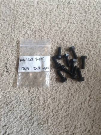 GM Differential Bolts 1