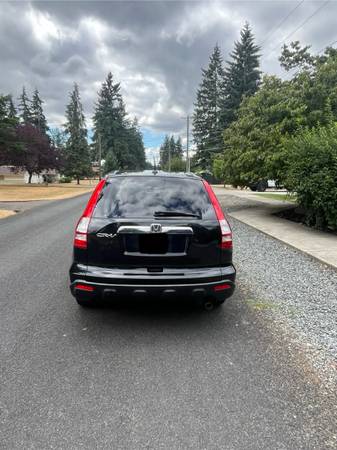 2007 Honda CRV EX-L 4-door SUV low miles 134k excellent condition - $5,500 (Puyallup)63469749788929123