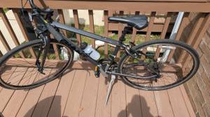Giant Escape Hybrid Small