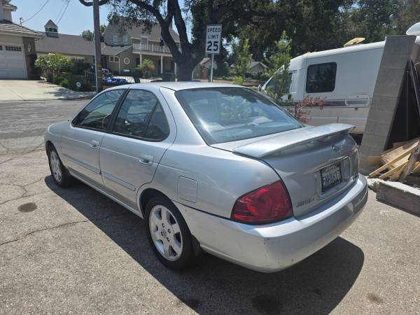 2005 nissan sentra 1.8 S - $2,60063624562994689123