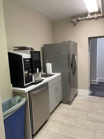 $300 🌟 Regus Coworking Office – Flexible, Professional & Ready for You! (Jackson)63612441976835123