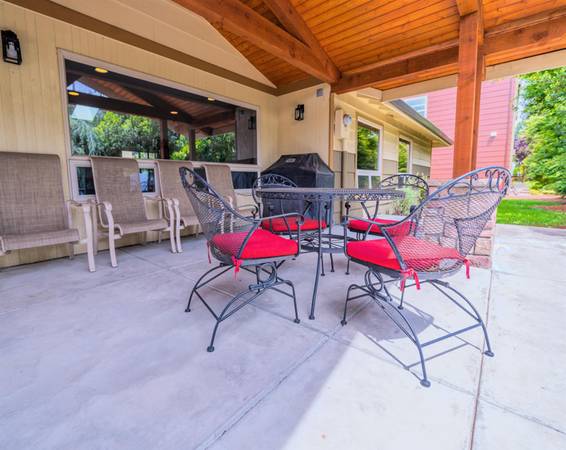 $1,495 / 1br - MUDARSE AHORA MISMO.. CONTACTA - Techos de 9 pies, mejoras de lujo + West Salem (West Salem)63660413106947124