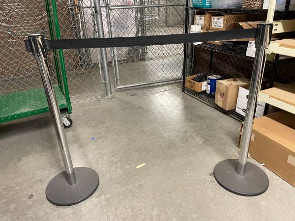Crowd Control: Stanchions with Retractable Belt 1