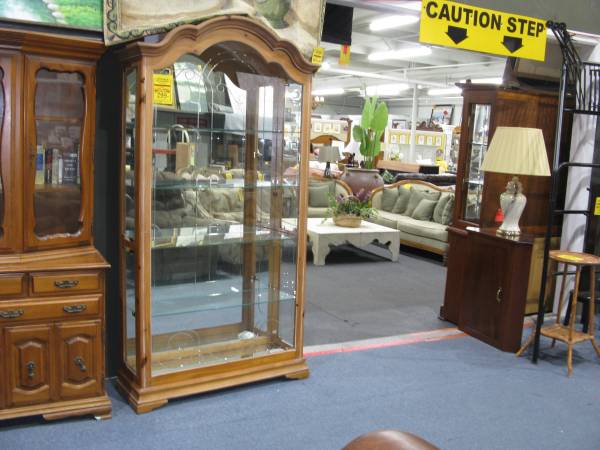 CURIO CABINET 1