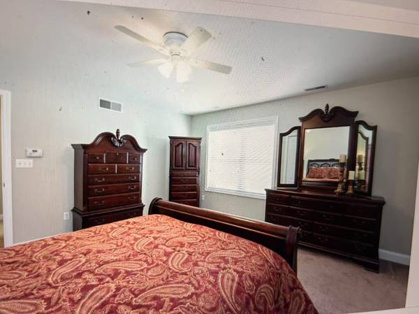 $1,100 Habitación privada en alquiler en casa grande y tranquila en Tyngsboro, MA (Tyngsboro, MA)63856665384579120