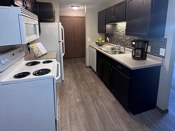 $1,305 / 3br - 1100ft2 - ¡Nueva temporada, nuevo hogar! ¡Mudanza ahora! (Cerca de Hwy 23 y Hwy 15)63988649580163122