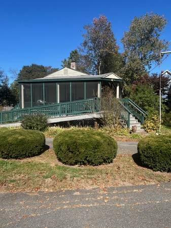 $2,400 / 2br - Single Family house for rent (Greenfield)64017047666690120
