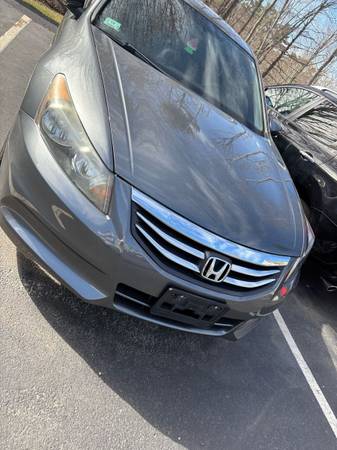 2012 Honda accord - $6,00063623687543171122