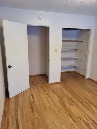 $800 / 1br - 130ft2 - Room in a beautiful 3-bedroom apartment (Cheney Lake Area)63991793166850121