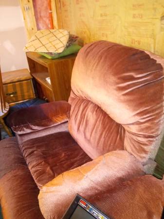 Recliner 1