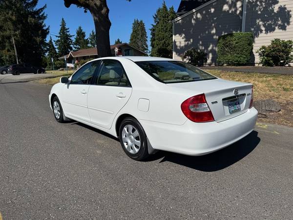 Camry LE Toyota 2003 | Más de 30 MPG | Título Limpio | 2 Dueños - $5,500 (Vancouver)63618519175939123