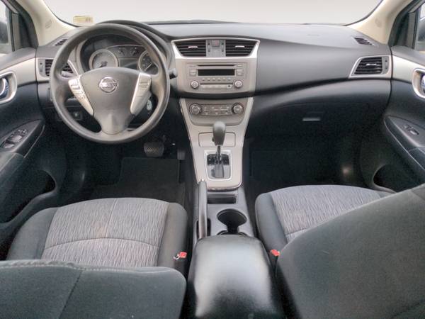 2014 Nissan Sentra - ¡CARFAX limpio! - $7,995 (Norfolk)63470409088001123