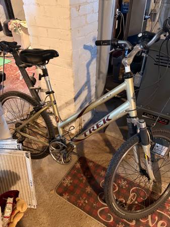 Trek 300 Navigator 1