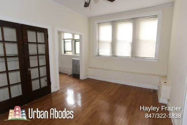 Glorious Studio, 1 Bath in Ravenswood, Available: 2/1/2026 1