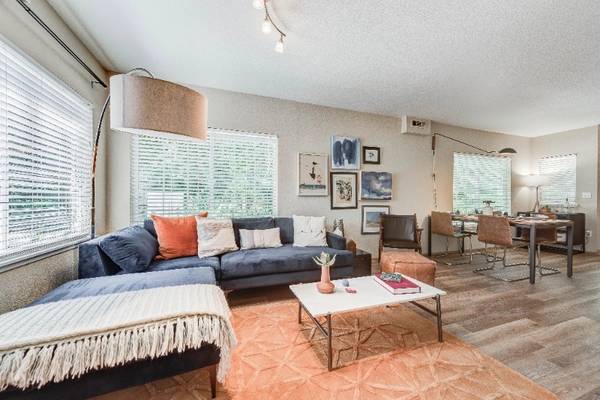 $2,135 / 2br - 1281ft2 - Playground, Cable Hook-up In All Bedrooms, Dishwasher (18111 25th Ave NE, Marysville, WA)63866941797505120