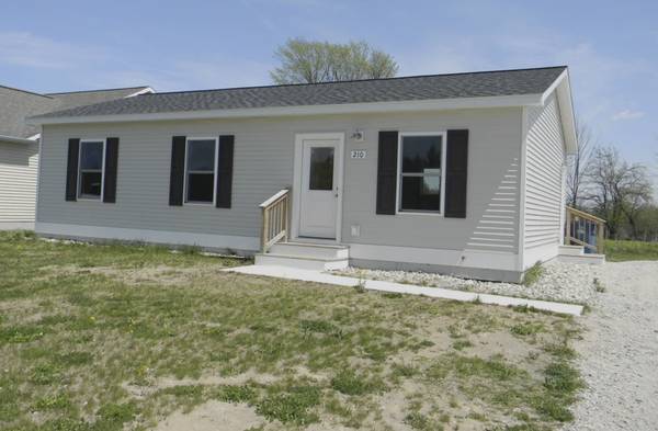 $218,000 / 3 dormitorios - 1040 pies² - NUEVA CASA DE 3 DORMITORIOS EN VENTA (Scottville)