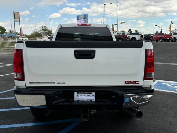 2012 GMC Sierra 2500HD SLE Crew Cab 4WD - $23,795 (Moriarty)63470241251585123