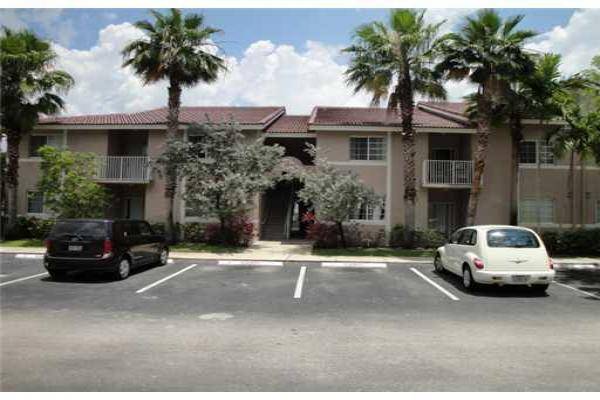 $2,200 / 2br - $2200 ACCESSIBLE 2B/2B IN SERENITY PALMS (DAVIE)64051003800833122