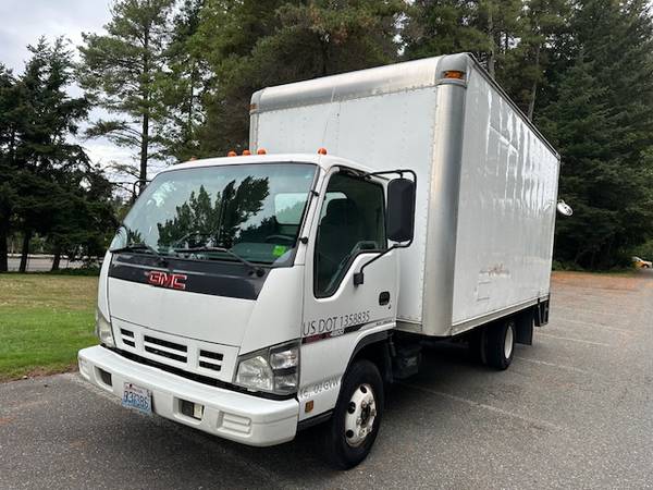 Camión cerrado GMC ISUZU 2007 - $14,900 (Shoreline)63654706226945120