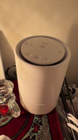 Mini air purifier with extra filters 1