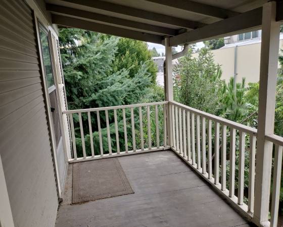 $1,990 / 2br - 1000ft2 - Beautiful 2br Close to Downtown (Buckman)63672601366659123
