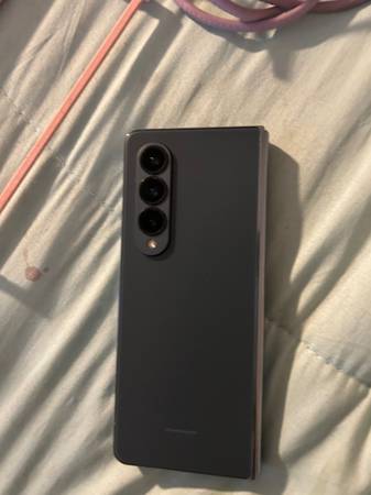 Samsung Galaxy Fold 4 - $375 (Ozark)63440421061635123