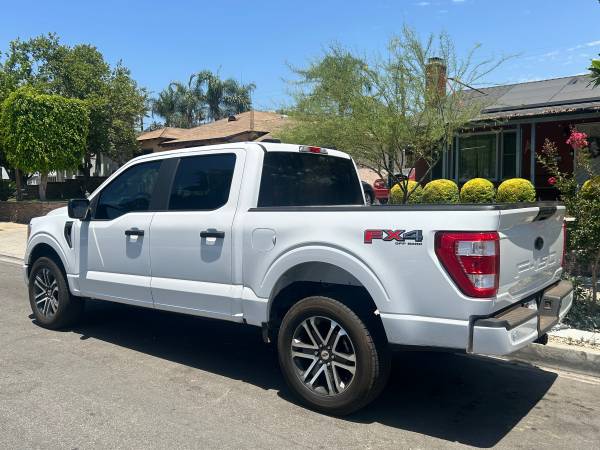 2022 Ford F-150 XLT CrewCab 4X4 - $23,90063624582680449123