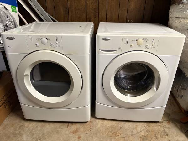 Whirlpool washer and dryer 1