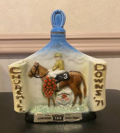 Churchill Downs 1971 Jim Beam Bourbon Whiskey Decanter – Run for the R 1