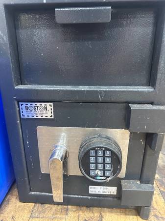 Drop safe - small 1