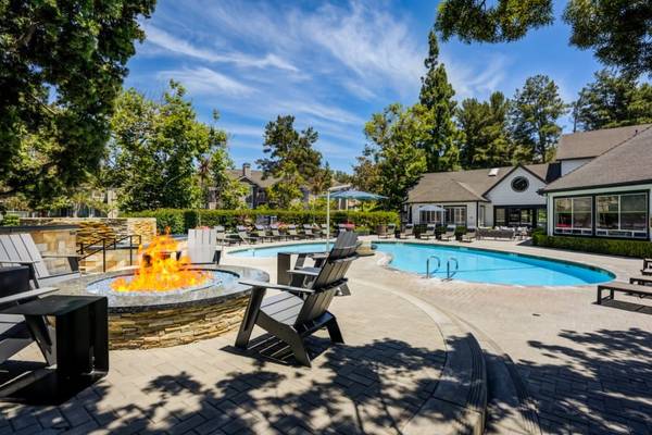 $2,800 / 2br - 837ft2 - Located in Oceanside, 2BD 1BA, Guarantors Welcome (3500 Windrift Way, Oceanside, CA)63701704584963124