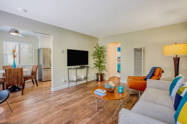 $2,879 / 2br - 880ft2 - 2/BD, Furnished apartments available, Recycling center (alamo square / nopa)63852073053955124