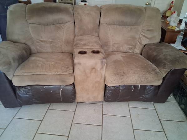 Double Recliner 1