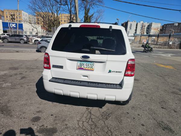 2012 ford escape hybrid solo 44k estado impecable 💥🔥 - $8,950 (Brooklyn)63614795529731123