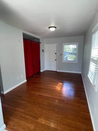 $1,975 / 1br - Hogar acogedor con espacio para RV completamente equipado (Lompoc)63663940891907121